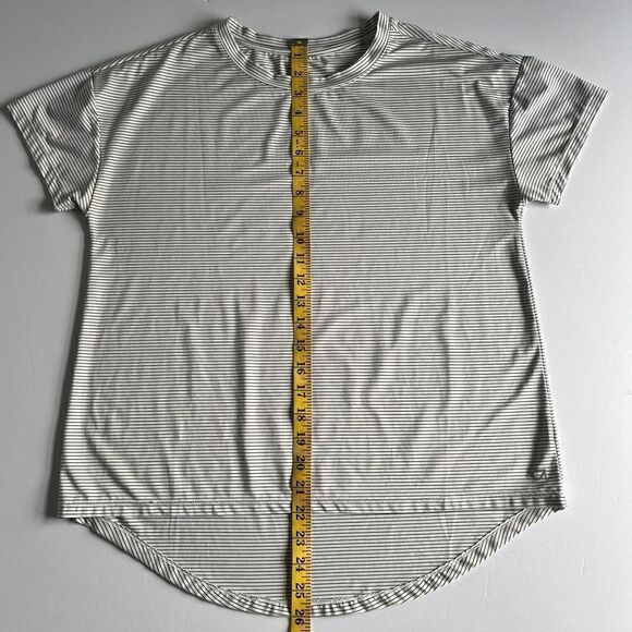 GAP GapFit Breathe High Low Mini Stripe Short Sleeve Athletic Top Size Small - Picture 6 of 7